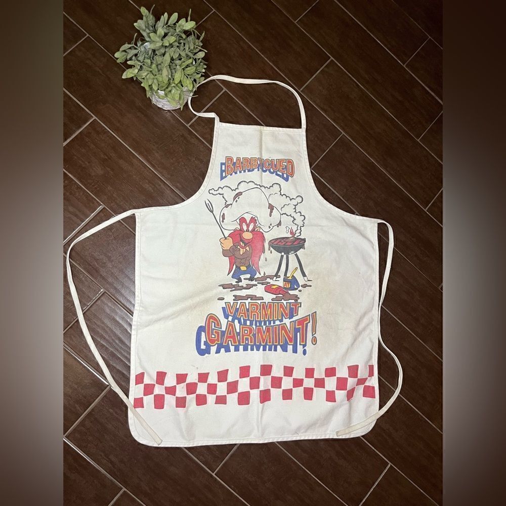Warner Bro Looney Tunes Yosemite Sam Varmint Garmint BBQ Vintage Apron